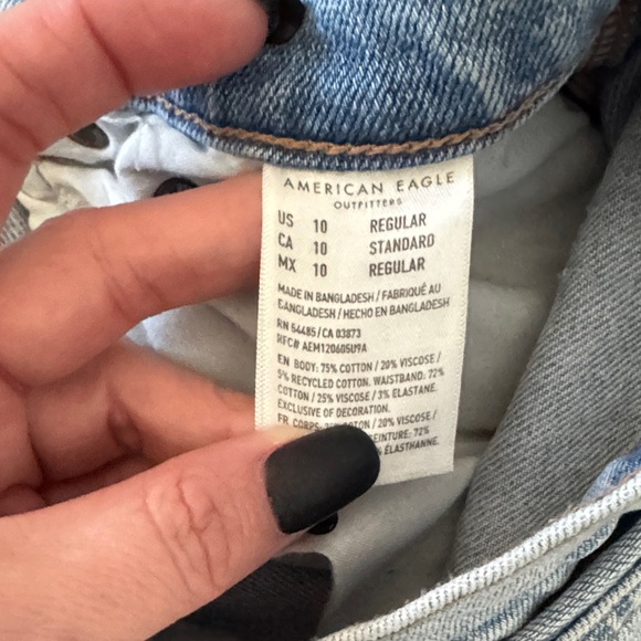 American Eagle Outfitters Light Blue Baggy Jeans - Picture 9 of 10